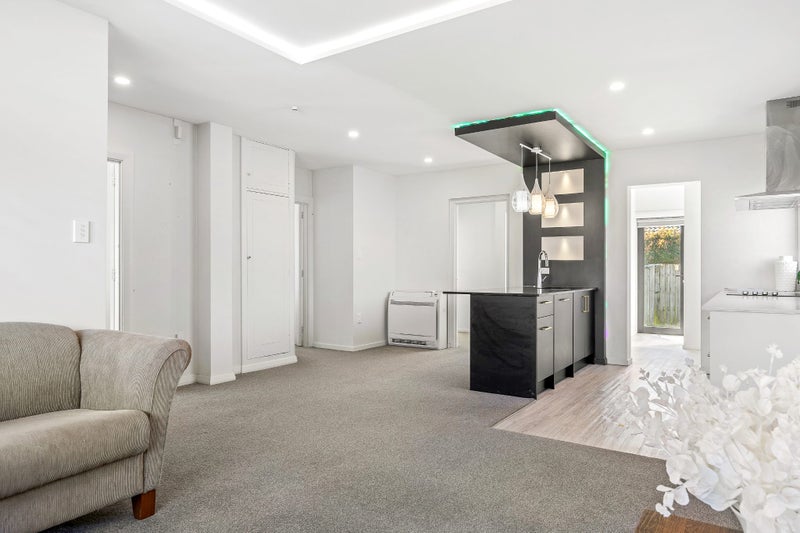 86 Racecourse Road, Sockburn, Christchurch - Carousel 2