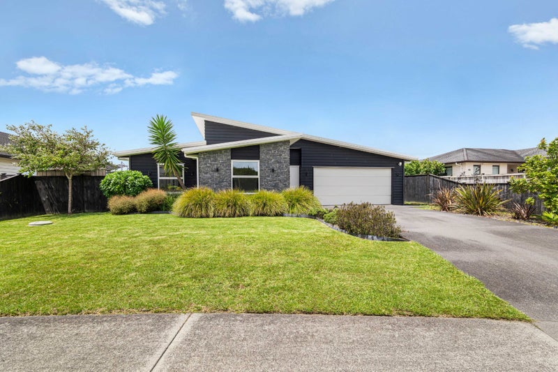 11 Fred White Drive, Kumeu, Kumeu - Carousel 2