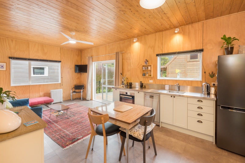 1A Wilson Street, Havelock - Carousel 2