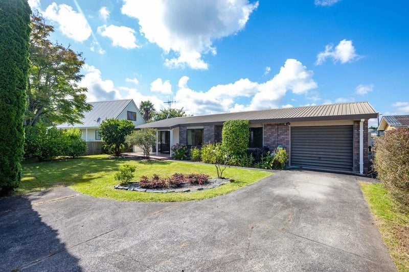 186B Clarkin Road, Fairfield, Hamilton - Carousel 1