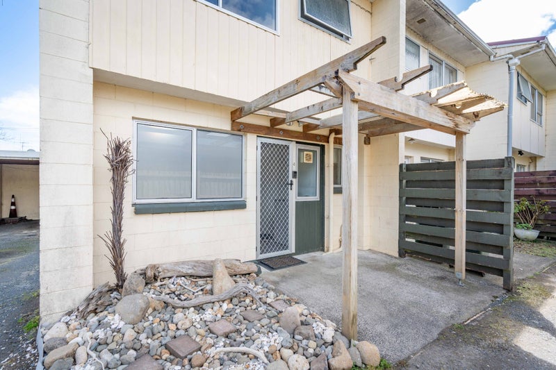 4/9 Union Street, Claudelands, Hamilton - Carousel 2