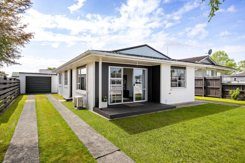 1A Hilton Road, Saint Andrews, Hamilton, Waikato - Carousel 1