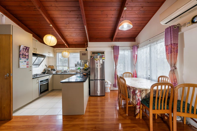 1/255 Swanson Road, Henderson, Waitakere City, Auckland - Carousel 1