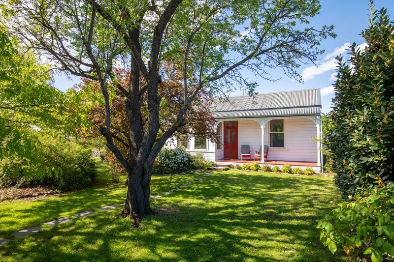 96 Sunderland Street, Clyde, Clyde - Carousel 1