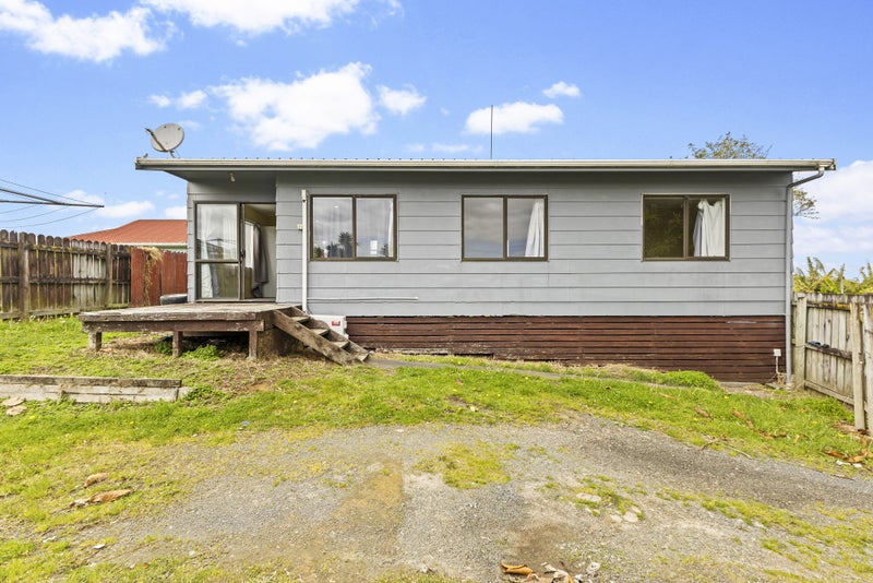 1/53 Maplesden Drive, Clendon Park, Auckland - Carousel 1