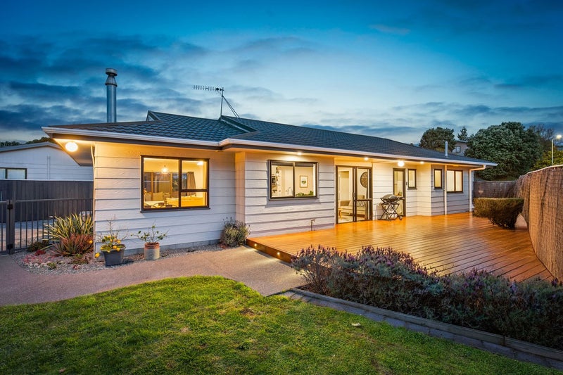 37 Campbell Avenue, Paraparaumu - Carousel 1