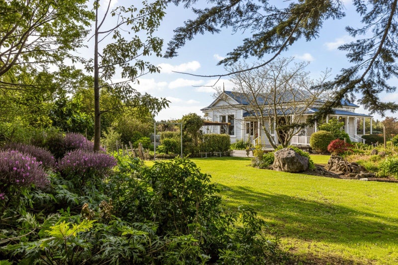 344 Underhill Road, Featherston - Carousel 1