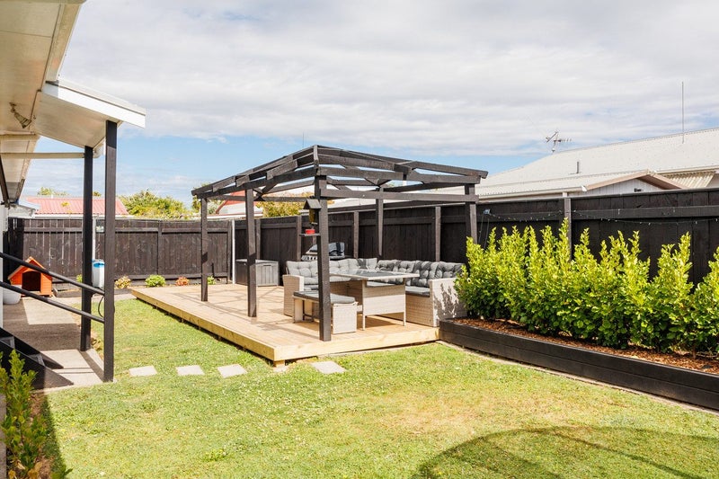 35 Acacia Street, Kelvin Grove, Palmerston North - Carousel 2