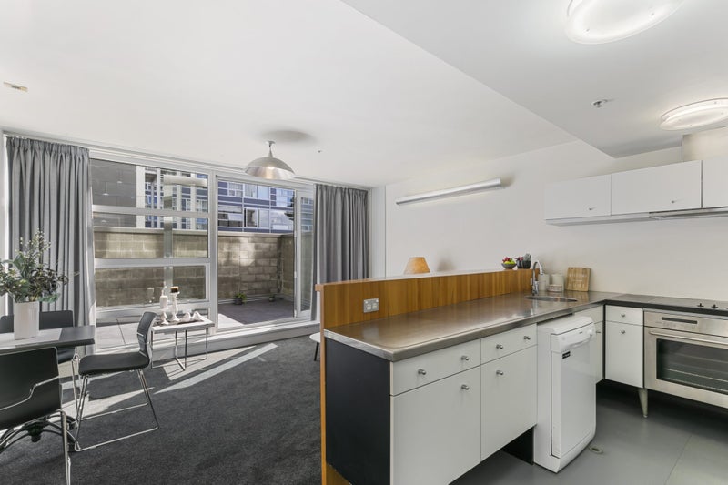 3/43 Mulgrave Street, Thorndon, Wellington - Carousel 2