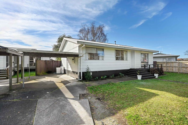 392 Kahikatea Drive, Dinsdale, Hamilton - Carousel 2