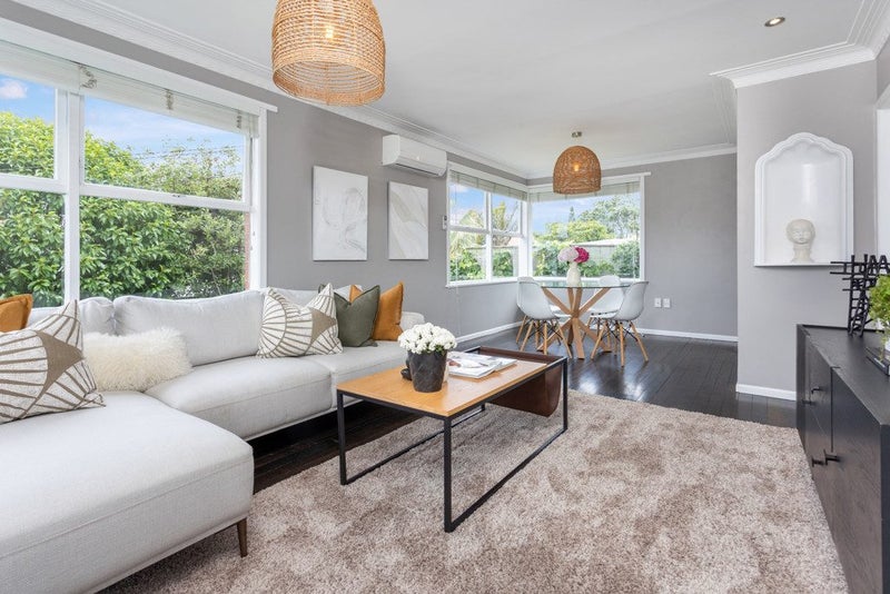 8 Currie Avenue, Hillsborough, Auckland - Carousel 2