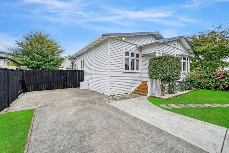 1/39 Halsey Road, Manurewa, Auckland - Carousel 1