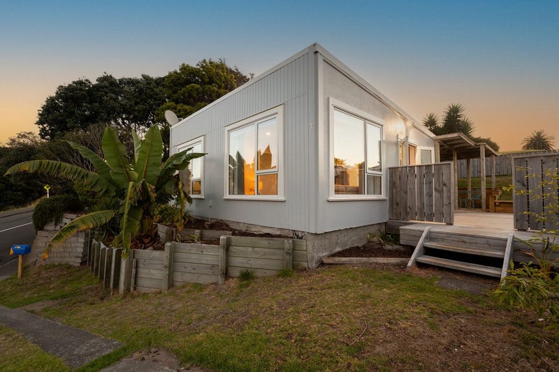23 Poplar Avenue, Raumati South, Paraparaumu - Carousel 1
