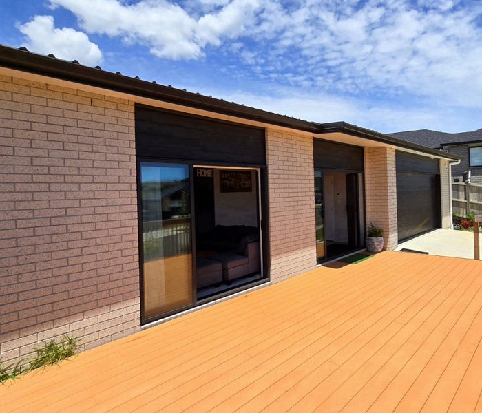 15 James Elliot Way, Pokeno - Carousel 1