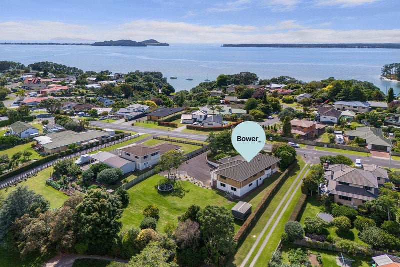 233 Tanners Point Road, Tanners Point, Katikati - Carousel 2