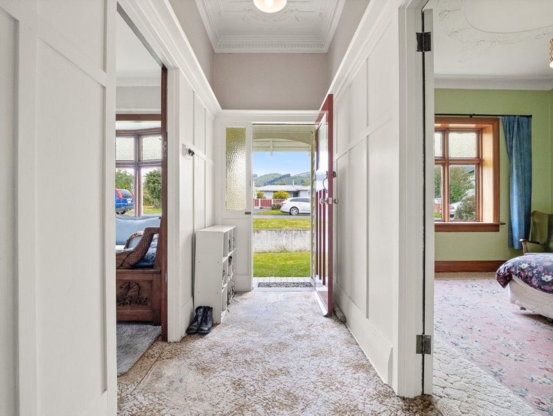 4 Constant Street, Sawyers Bay, Dunedin - Carousel 2