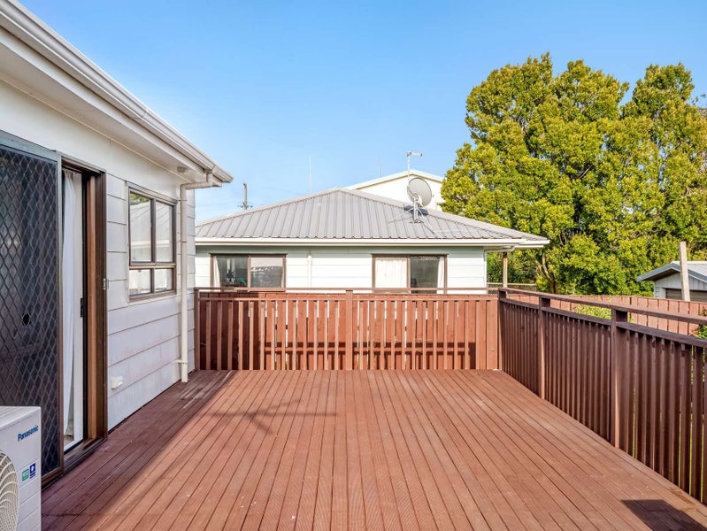 2/50 Panorama Road, Mount Wellington, Auckland - Carousel 2