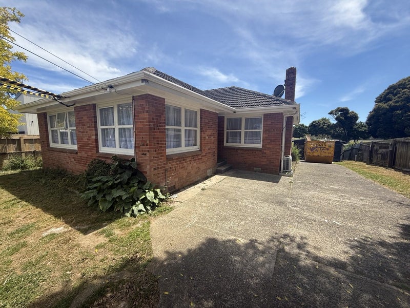 15 Julian Place, Otara, Auckland - Carousel 1
