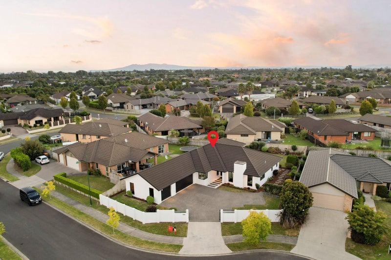 5 Briar Rose Court, Huntington, Hamilton - Carousel 36