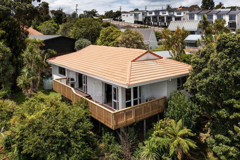 46C Fairlands Avenue, Waterview, Auckland - Carousel 1