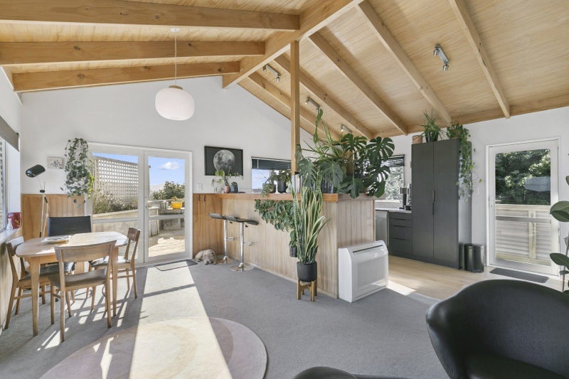 12C Rahui Street, Strathmore Park, Wellington - Carousel 2