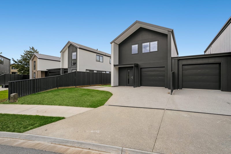 18 Woods Crescent, Cromwell, Cromwell - Carousel 2