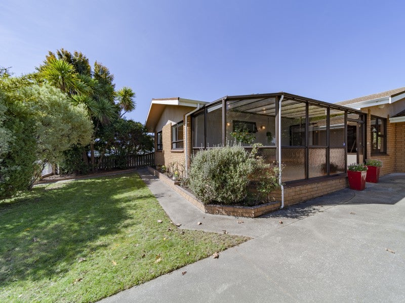 329 Westminster Avenue, Tamatea, Napier - Carousel 15