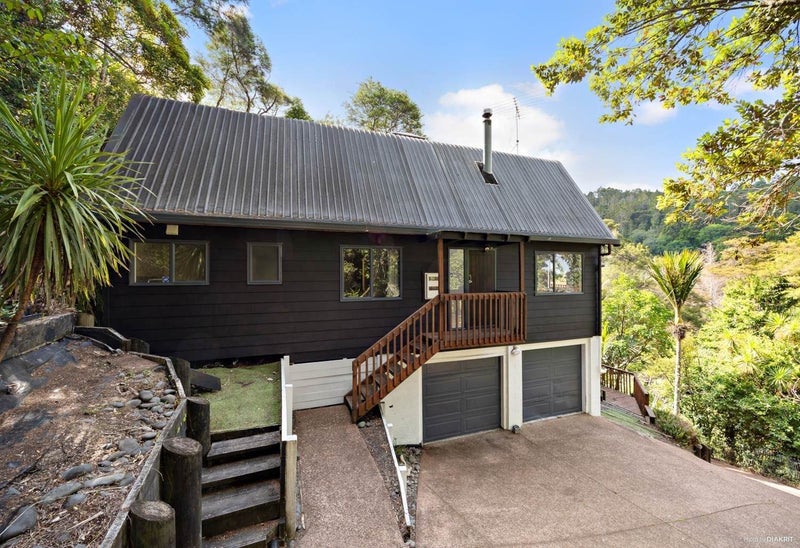30 Wood Bay Road, Titirangi, Waitakere City, Auckland - Carousel 17