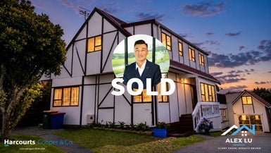 145 Arran Road, Browns Bay, Auckland - Carousel 1