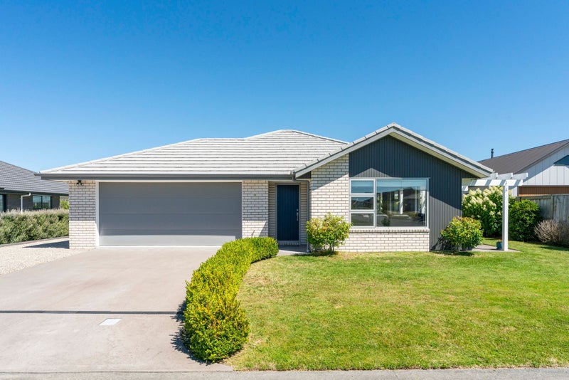 15 Kara Place, Wharewaka, Taupo - Carousel 1