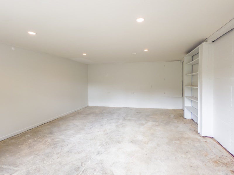 40 Jocelyn Crescent, Pinehaven, Upper Hutt - Carousel 34