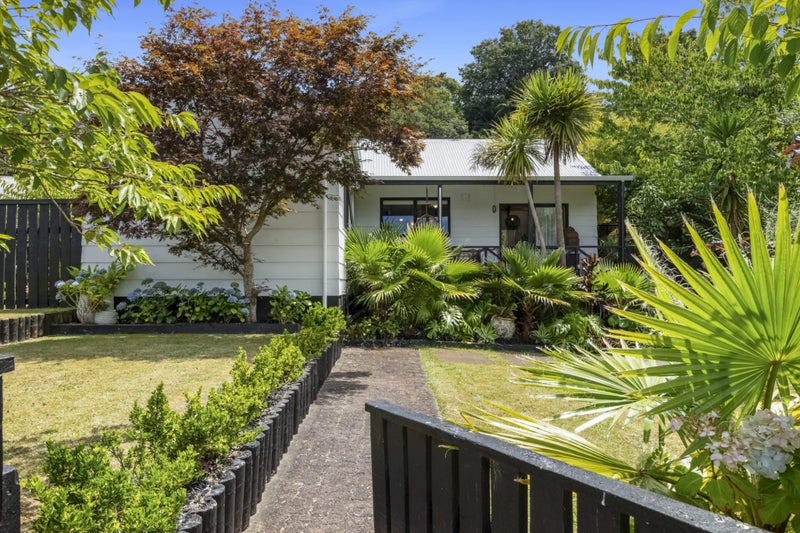 19 Thames Street, Welbourn, New Plymouth - Carousel 1