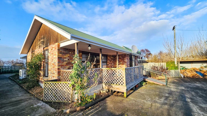 19 Palmerston Street, Riverton - Carousel 1