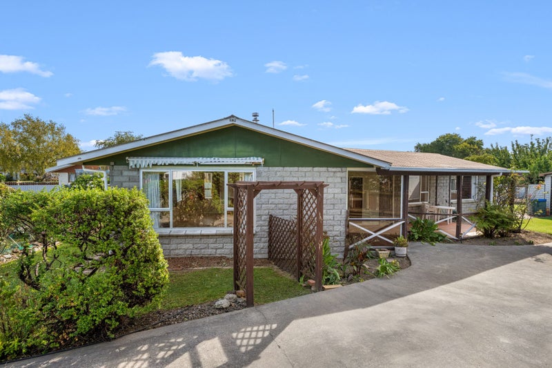 4 Snowden Crescent, Islington, Blenheim - Carousel 2