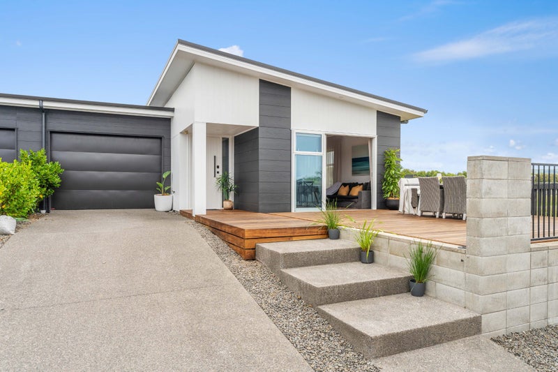 9 Manaia Place, Papamoa, Papamoa - Carousel 1