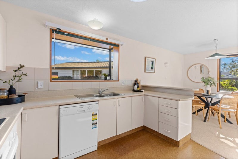 490 Bower Avenue, Parklands, Christchurch - Carousel 2