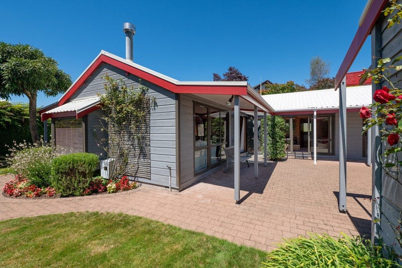 16 Day Place, Springfield, Rotorua - Carousel 1