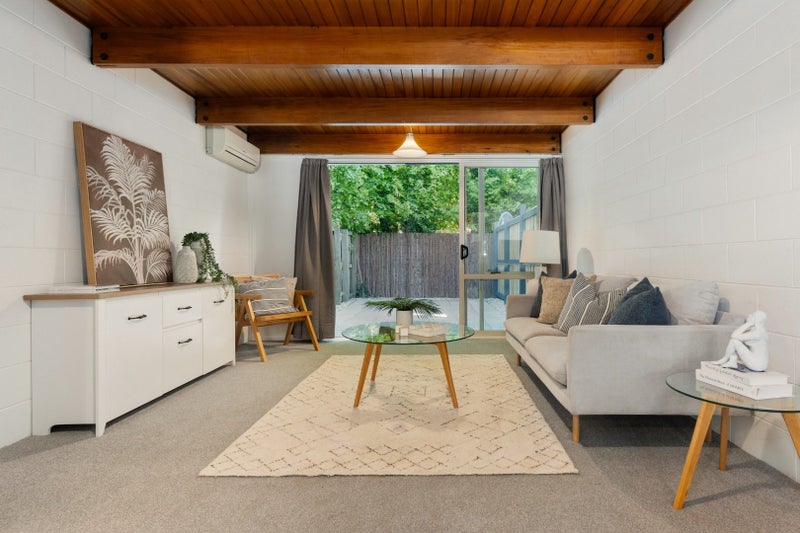 2/140 Waimairi Road, Ilam, Christchurch - Carousel 1