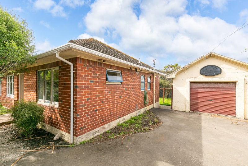 10 Ribble Street, Island Bay, Wellington - Carousel 2
