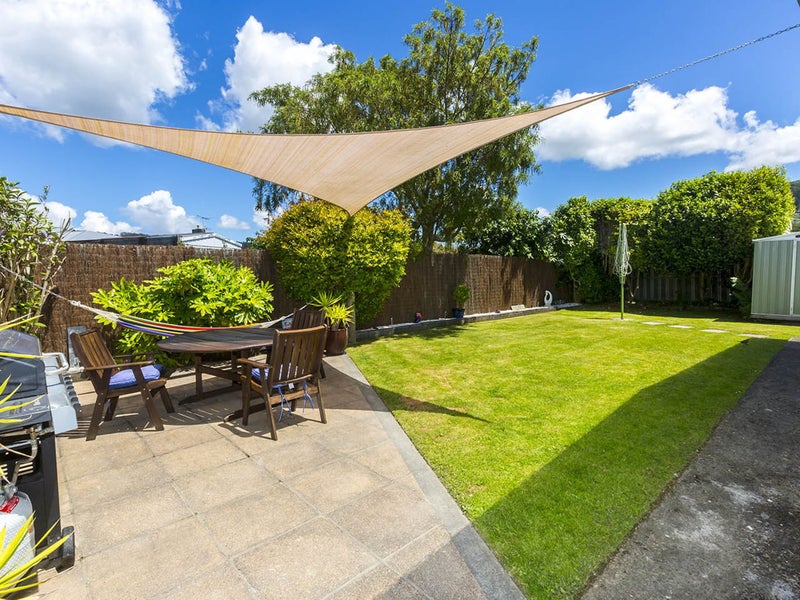 17 Kiwi Street, Heretaunga, Upper Hutt - Carousel 1