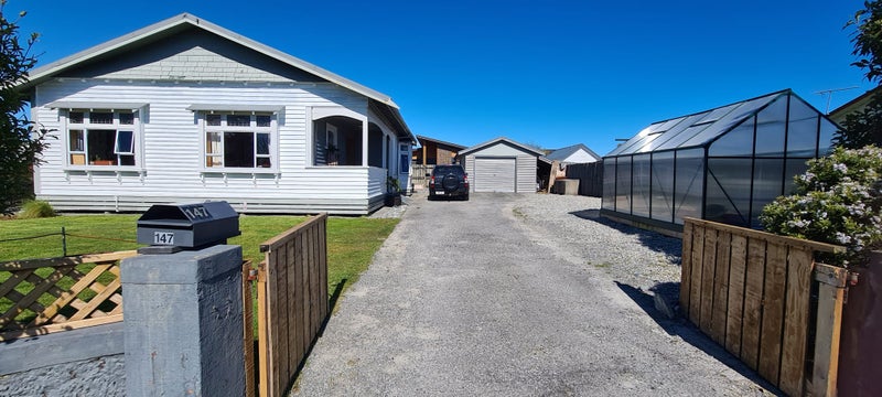 147 Weld Street, Hokitika - Carousel 11