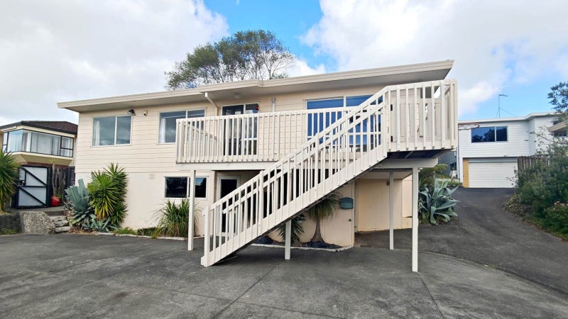 1/44 Barbados Drive, Unsworth Heights, North Shore City, Auckland - Carousel 1