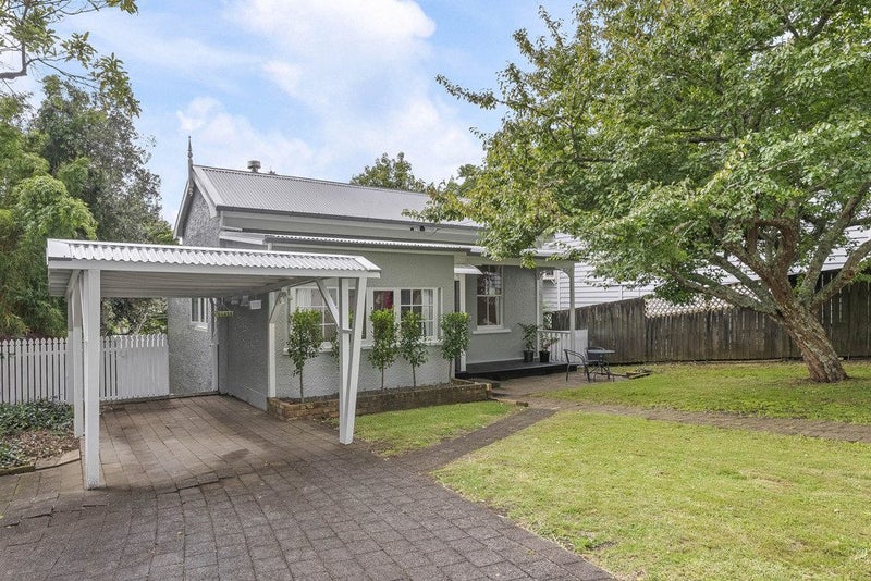 56 Cameron Street, Onehunga, Auckland - Carousel 1