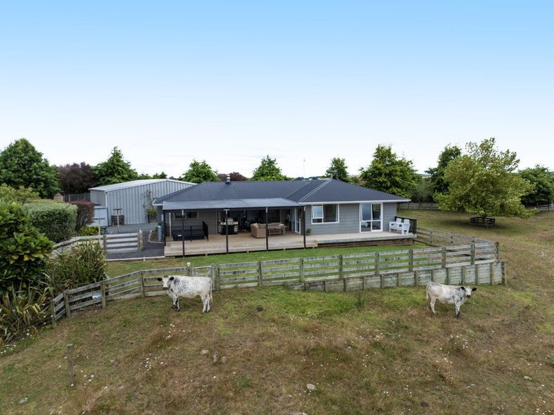 1851 Highway 22, Tuakau - Carousel 2