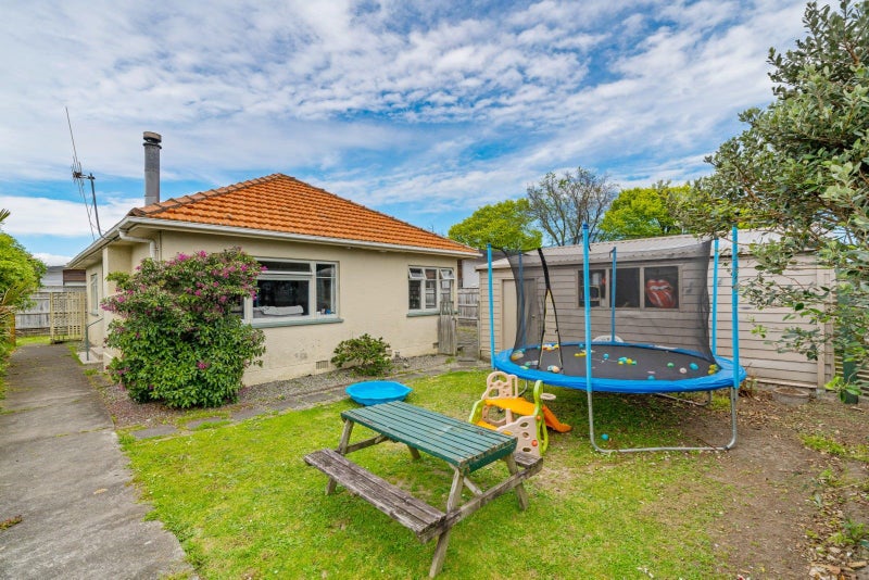 152 Ferguson Street, West End, Palmerston North - Carousel 1