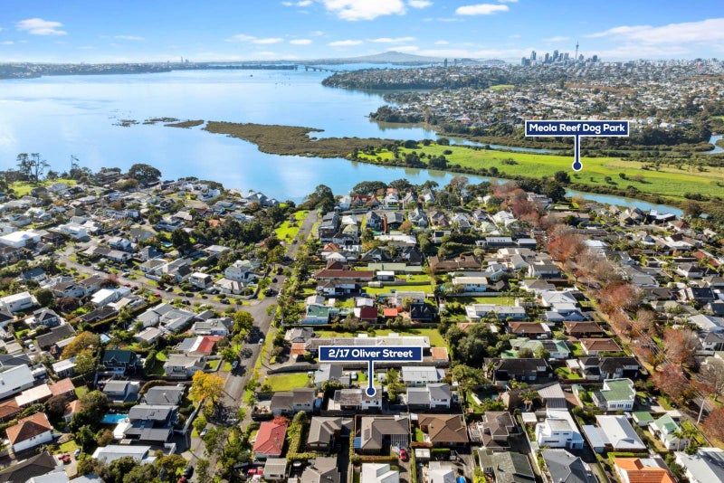2/17 Oliver Street, Point Chevalier, Auckland City, Auckland - Carousel 2