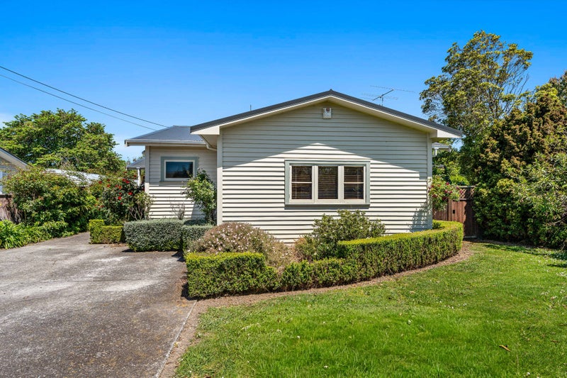 107 Essex Street, Masterton - Carousel 2