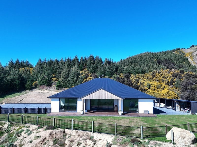 6 Salcombe Street, Kaitangata - Carousel 1