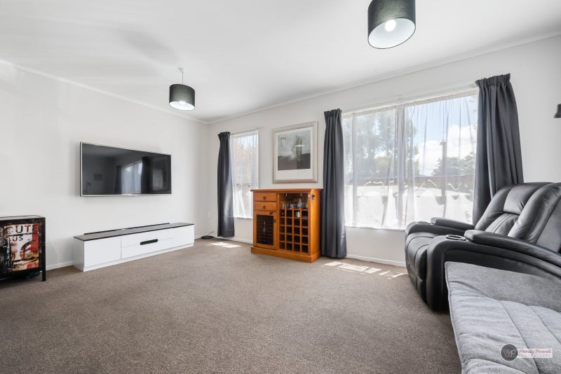 33A Cleary Street, Waterloo, Lower Hutt - Carousel 2