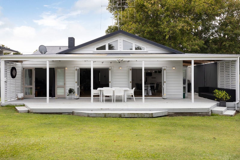 12 O'Neill Street, Claudelands, Hamilton - Carousel 1